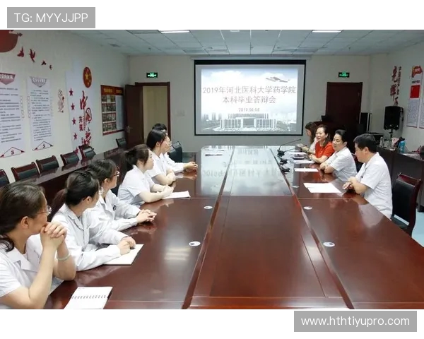 直接爆了！大学答辩过了→进苏超首发，石宇轩：很幸运成为南京队的一员，场面多少有点离谱